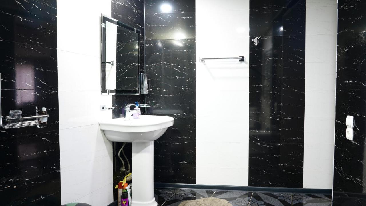 Apartment Shafi 8 Tbilisi Luaran gambar