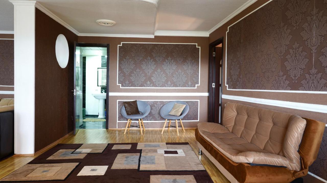 Apartment Shafi 8 Tbilisi Luaran gambar